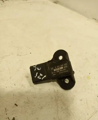Volkswagen Polo Air pressure sensor 06B906051 0261230031
