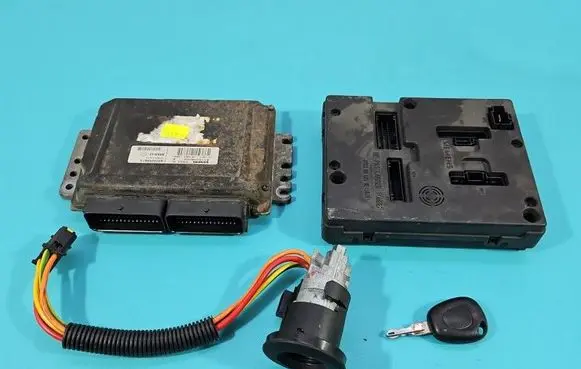 Renault Scenic I Engine control unit/module ECU S110038000A IMPRK1559254