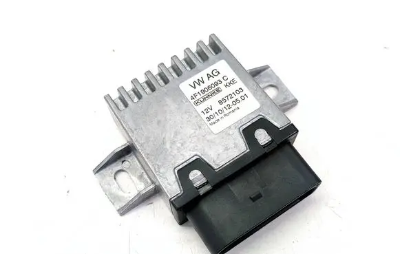 Audi Q7 4L Fuel injection pump control unit/module 4F1906093C