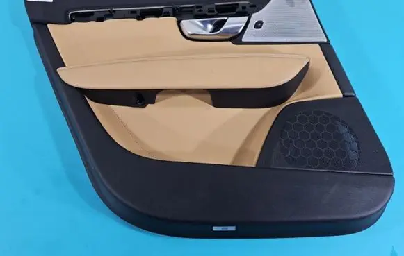 Volvo V90 Cross Country Coupe rear side trim panel 31393232 IMPRK1400522