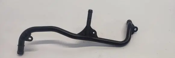 Engine coolant pipe/hose