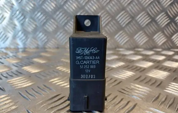 Ford Focus C-MAX Glow plug pre-heat relay 3M5T12A343AA