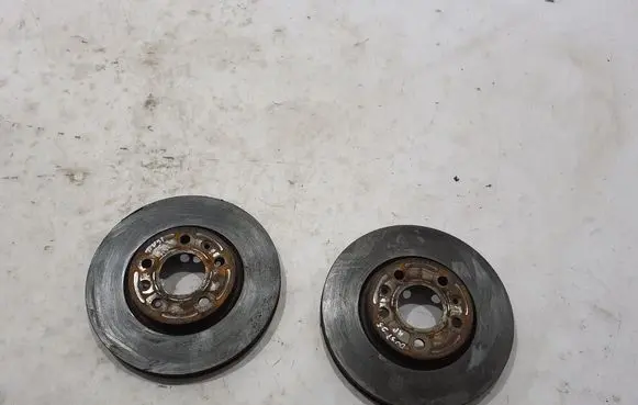 Dacia Duster Front brake disc 402068775R