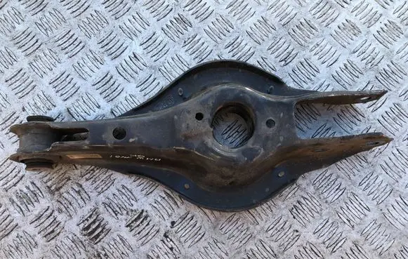 BMW 1 F20 F21 Rear control arm 6867540
