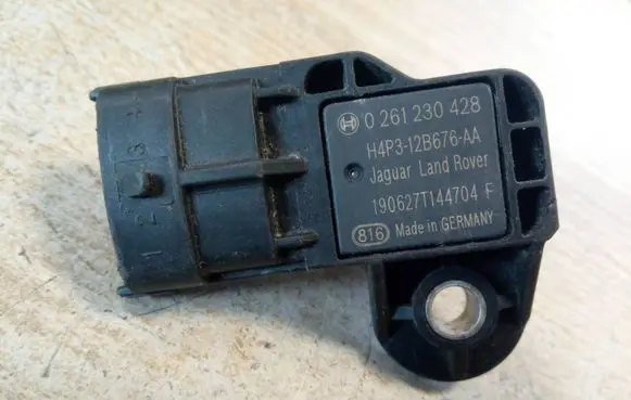Jaguar E-Pace Air pressure sensor 0261230428 NE69235