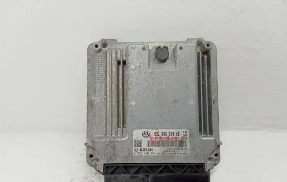 Volkswagen Beetle A5 Engine control unit/module 03L907309AA 03L906019KB 0281030248