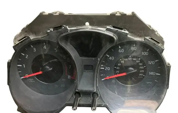 Nissan Juke I F15 Speedometer (instrument cluster)