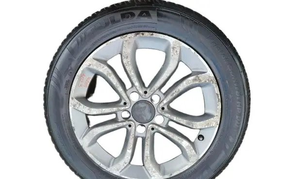 Mercedes-Benz C W202 Original wheel cap A2054010200