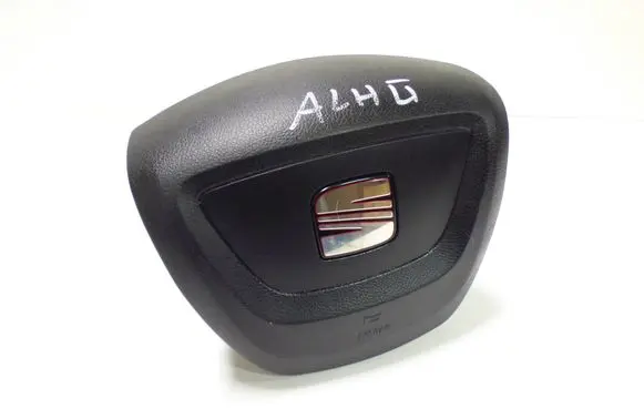 Seat Alhambra (Mk2) Steering wheel airbag cover 7N5880201E