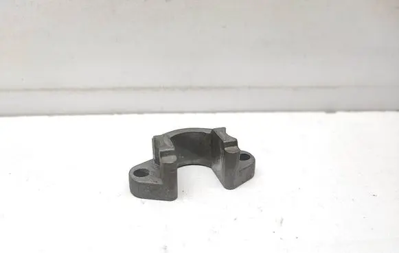 BMW 5 E60 E61 Fuel Injector clamp holder