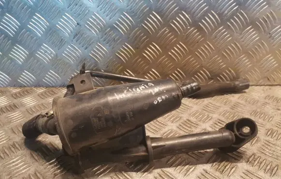 Opel Insignia A Oil breather separator 55567249