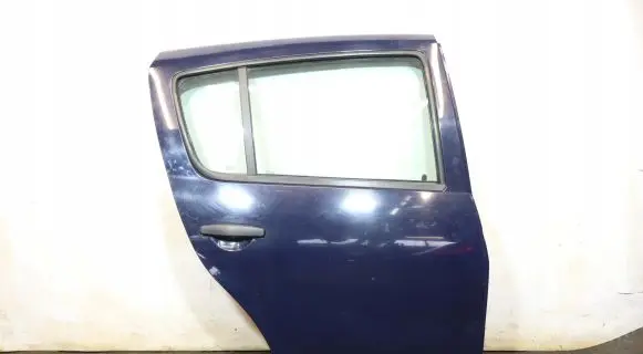 Dacia Sandero Rear door