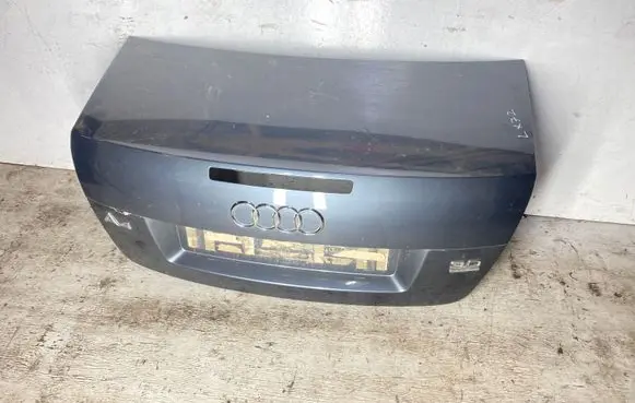 Audi A4 S4 B6 8E 8H Tailgate/trunk/boot lid