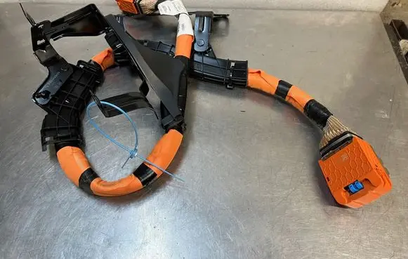 Renault Austral Electric car charging cable 240803078R