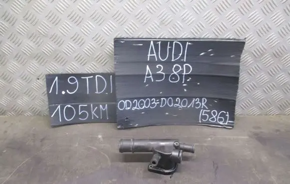 Audi A4 S4 B7 8E 8H Thermostat/thermostat housing 038129969A