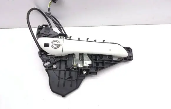 Mercedes-Benz ML W164 Front door exterior handle A1647660201