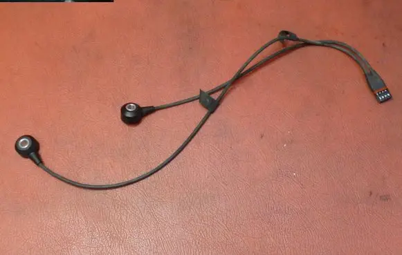 BMW 3 E92 E93 Detonation knock sensor 7525039
