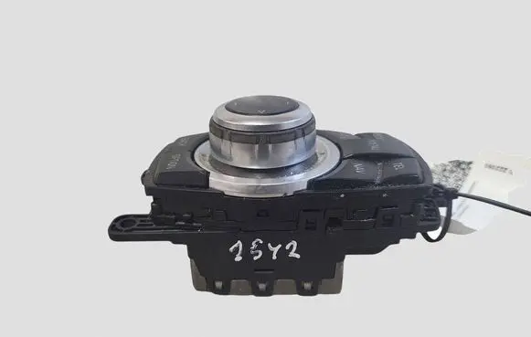 BMW 1 F20 F21 Head unit multimedia control 6582928669903