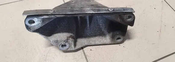 BMW 5 GT F07 Engine mounting bracket 6777628