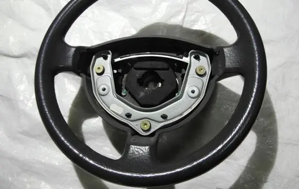 Volvo V50 Steering wheel A168