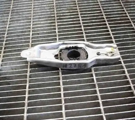 Skoda Karoq Clutch release arm fork 02J141703C