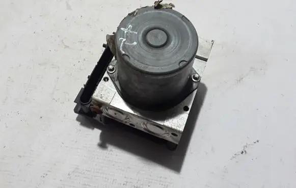 Renault Scenic II - Grand scenic II ABS Pump 8200624642