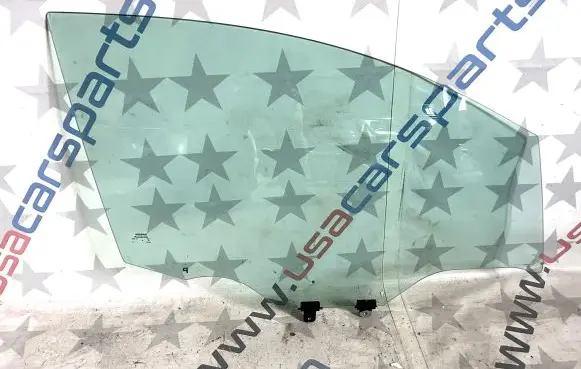 Nissan Leaf I (ZE0) Front door window glass four-door DOT15 803005SF0A