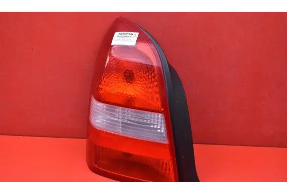 Nissan Primera Rear/tail lights