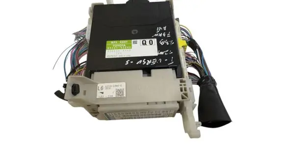 Toyota Verso-S Fuse box set 8922152242 2380003350