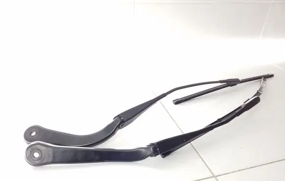 BMW 3 E90 E91 Front wiper blade arm 61617253386 7253386