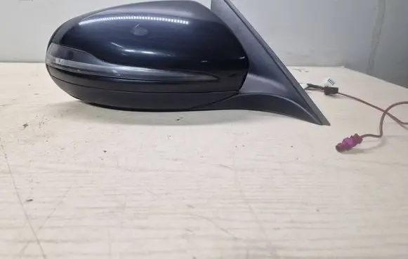 Mercedes-Benz C W205 Front door electric wing mirror A2058104402