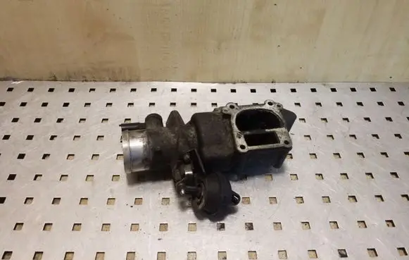 Opel Vectra C Other engine bay part 08226802 0281002437