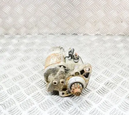 Toyota Land Cruiser (FJ80) Starter motor