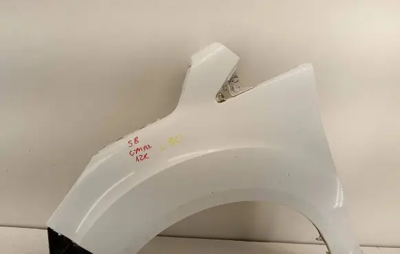 Ford Focus C-MAX Fender