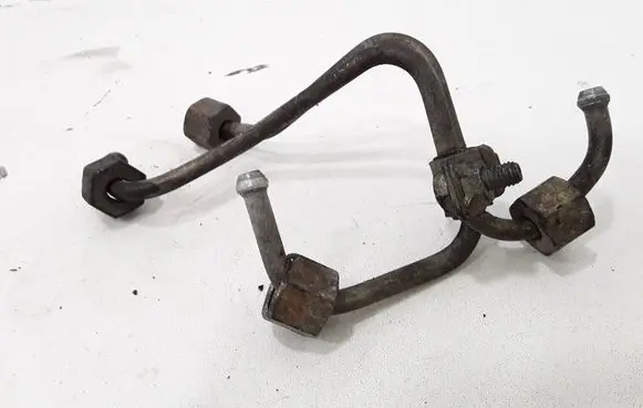 Ford Focus Fuel injector supply line/pipe 