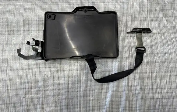 Jeep Compass Battery box tray 51889995