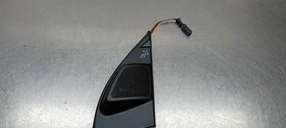 Volvo XC90 Front door high frequency speaker 30716544