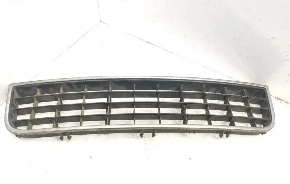 Audi A6 S6 C5 4B Front bumper lower grill 4B0807683