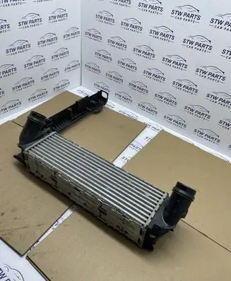 BMW X3 F25 Intercooler radiator 7593845
