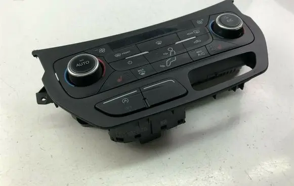 Ford Kuga I Climate control unit GJ5T18C612DK G866