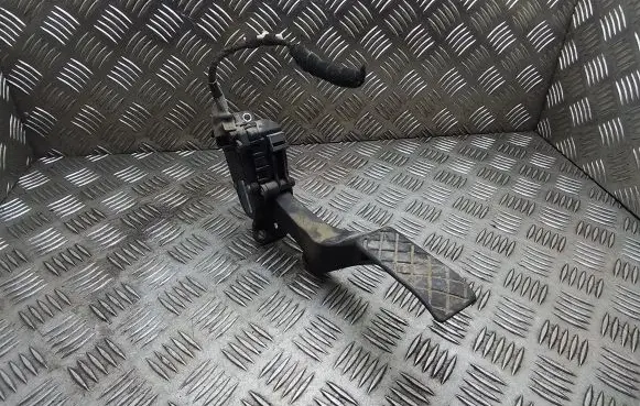Volkswagen Transporter - Caravelle T5 Accelerator throttle pedal 7H1723503 6PV008495 6PV00849502