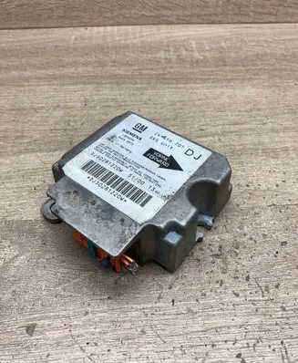Opel Vectra B Airbag control unit/module 24416701 1923594