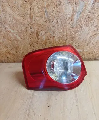 Volkswagen PASSAT B6 Rear/tail lights