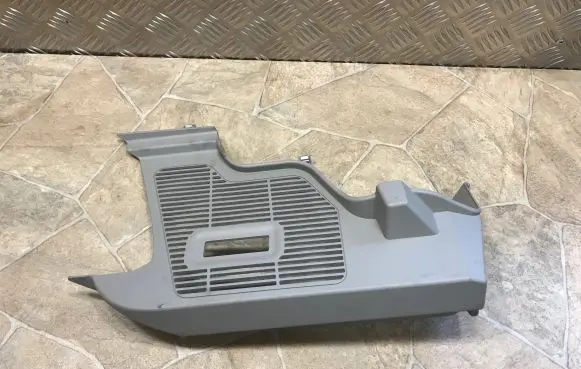 BMW 5 GT F07 Centre console side trim rear 9139176