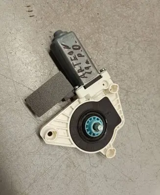 Front door window regulator motor