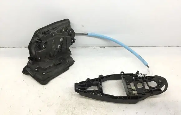 BMW X3 G01 Front door lock 51219492094