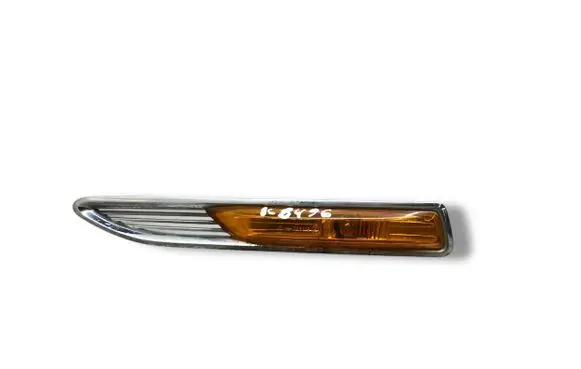 Ford Mondeo MK IV Front fender indicator light 7S7113K354BD