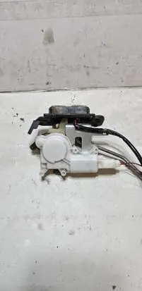 Mazda 5 Tailgate/trunk/boot lock/catch/latch B6701