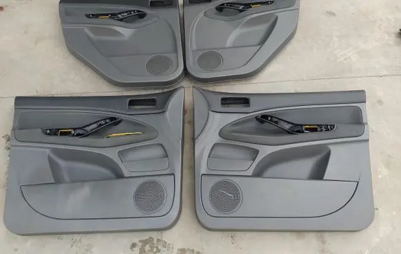 Ford Focus C-MAX Door card panel trim set 