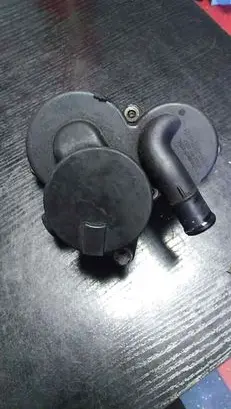 Mercedes-Benz Vaneo W414 Oil breather separator 6680100062